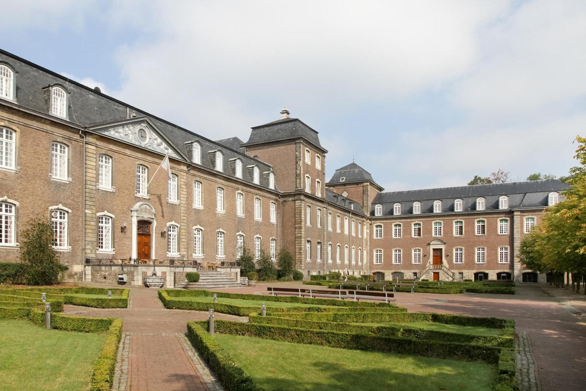 Abdij Hotel Rolduc Kerkrade Exterior photo