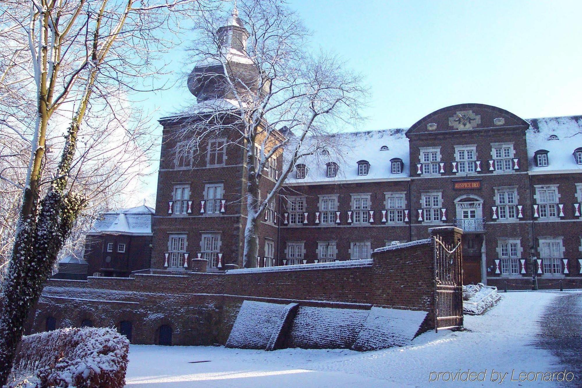 Abdij Hotel Rolduc Kerkrade Exterior photo